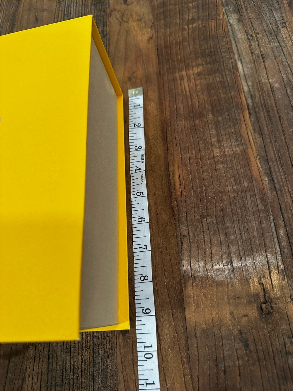 L'OCCITANE Bright Yellow Gift Box with Gold Logo - Picture 5 of 5